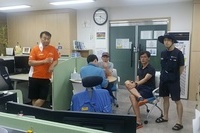 임단협 위임 반대..플랜카드